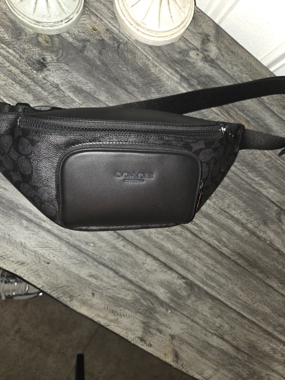 Coach Womens/ Men’s Black Signature Belt Bag